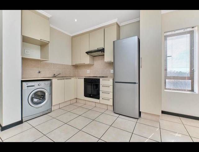 1 BEDROOM APARTMENT FOR SALE IN LONEHILL